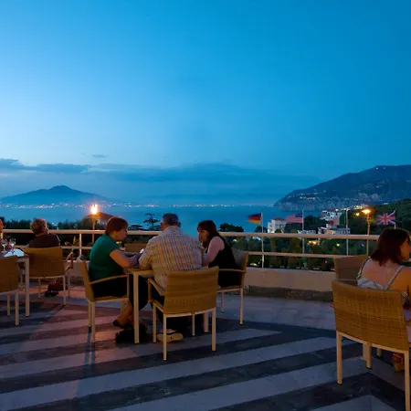 Grand Vesuvio Hotel