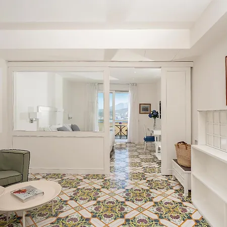 Grand Vesuvio Hotel