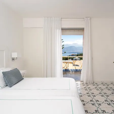 Grand Vesuvio Hotel